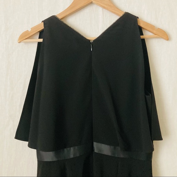 Hailstones Heritage Black Sleeveless Cape Dress - Picture 7 of 10